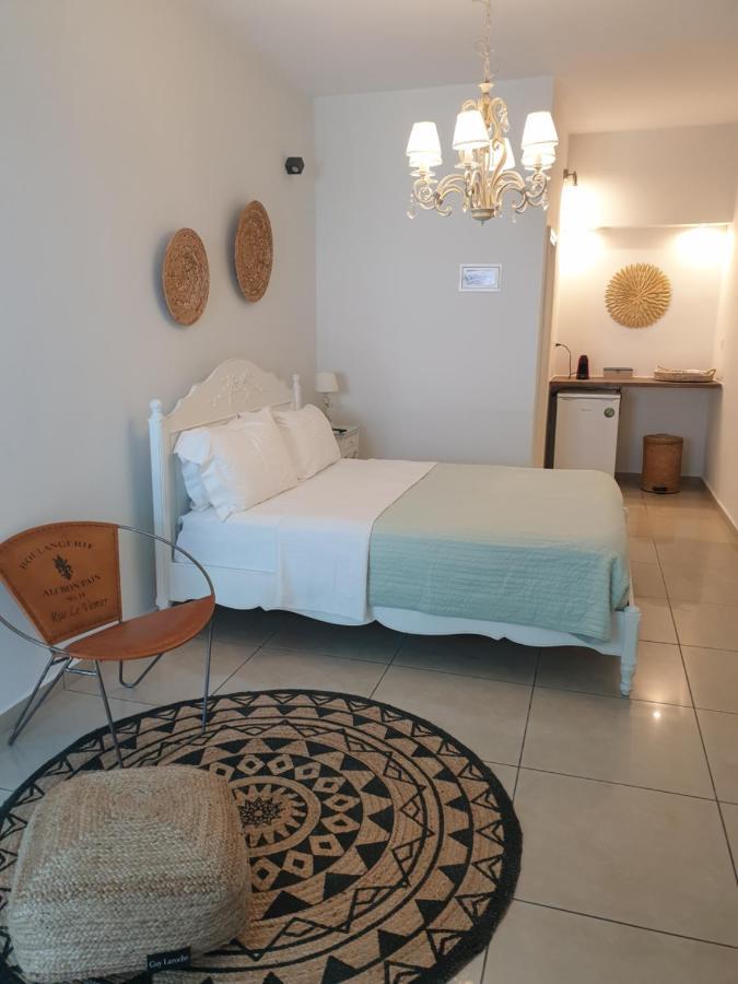 Villa Rose Fira  Luaran gambar