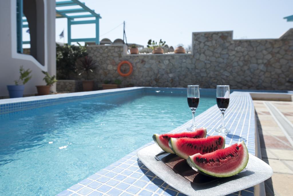 Villa Rose Fira  Luaran gambar