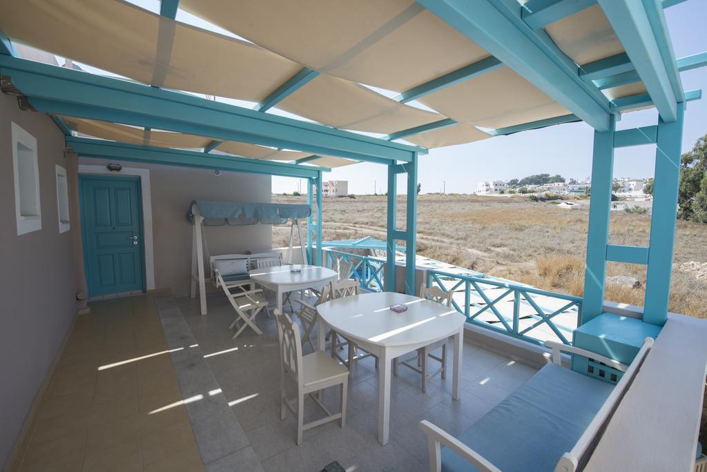 Villa Rose Fira  Luaran gambar