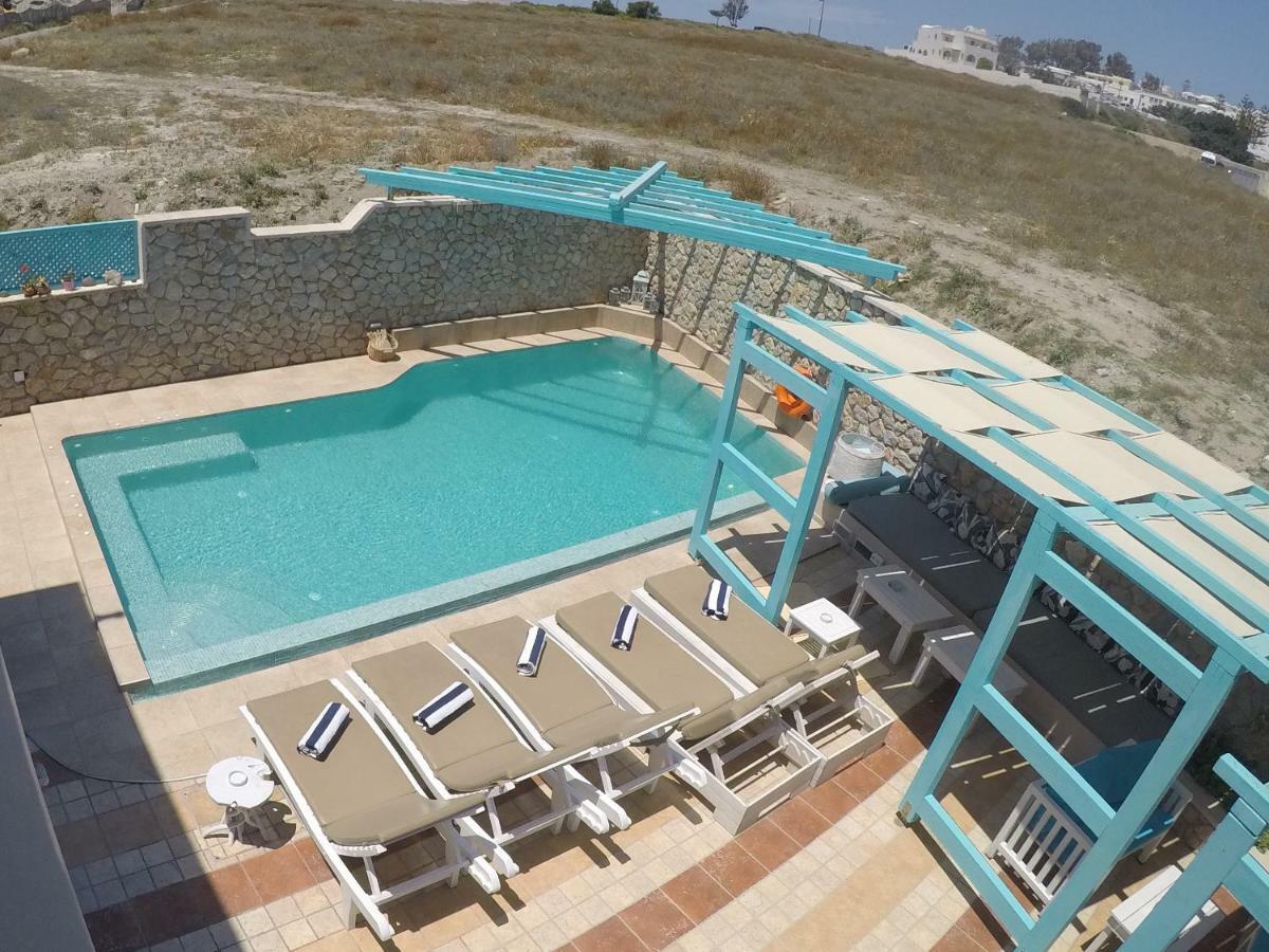 Villa Rose Fira  Luaran gambar